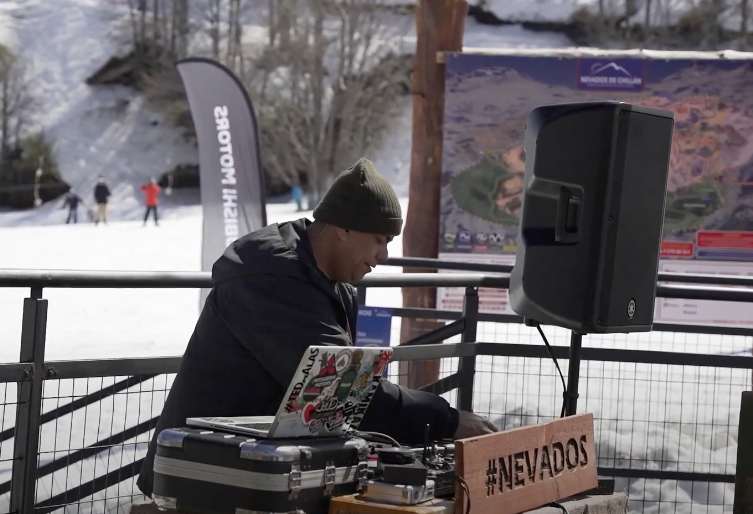 Episodio 1, Dj Max en nevados de Chillán